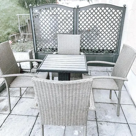 Wunderschoenes In Ruhiger Lage I 2-4 Personen *