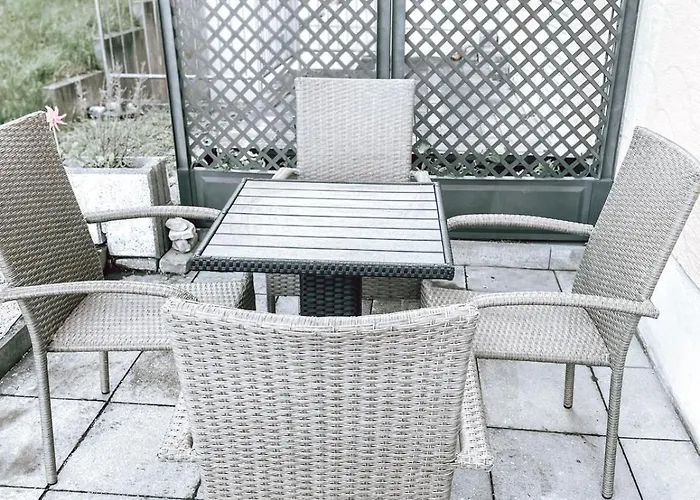 Wunderschoenes In Ruhiger Lage I 2-4 Personen *